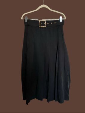 Classic Black Midi Skirt with Gold-Tone Buckle